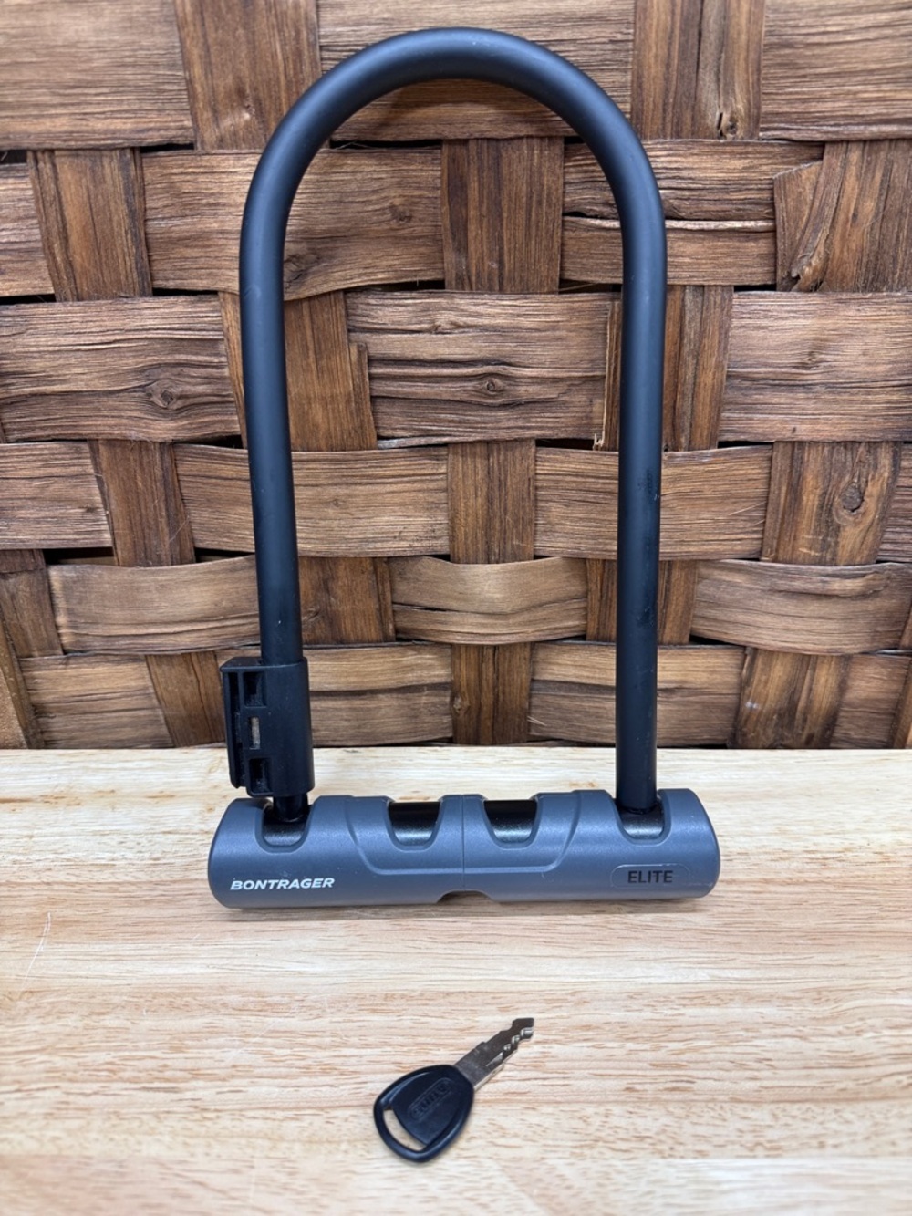 Bontrager Abus Elite U-Lock in Matte Black